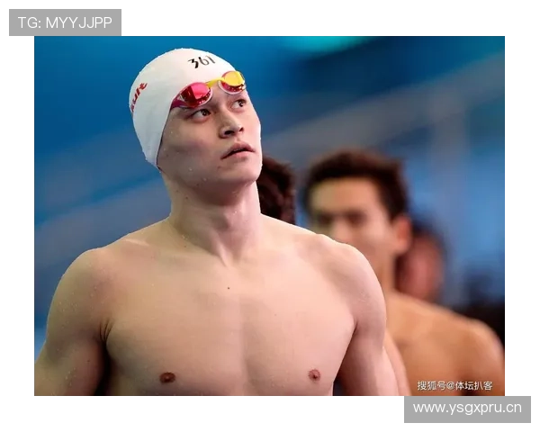 孙杨随手一拍，泳池边那块名表亮得比我年薪还耀眼