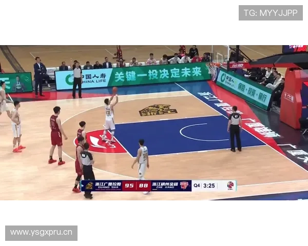 深入解析篮球场上判罚优先级规则的执行逻辑 深入解析篮球场上判罚优先级规则的执行逻辑